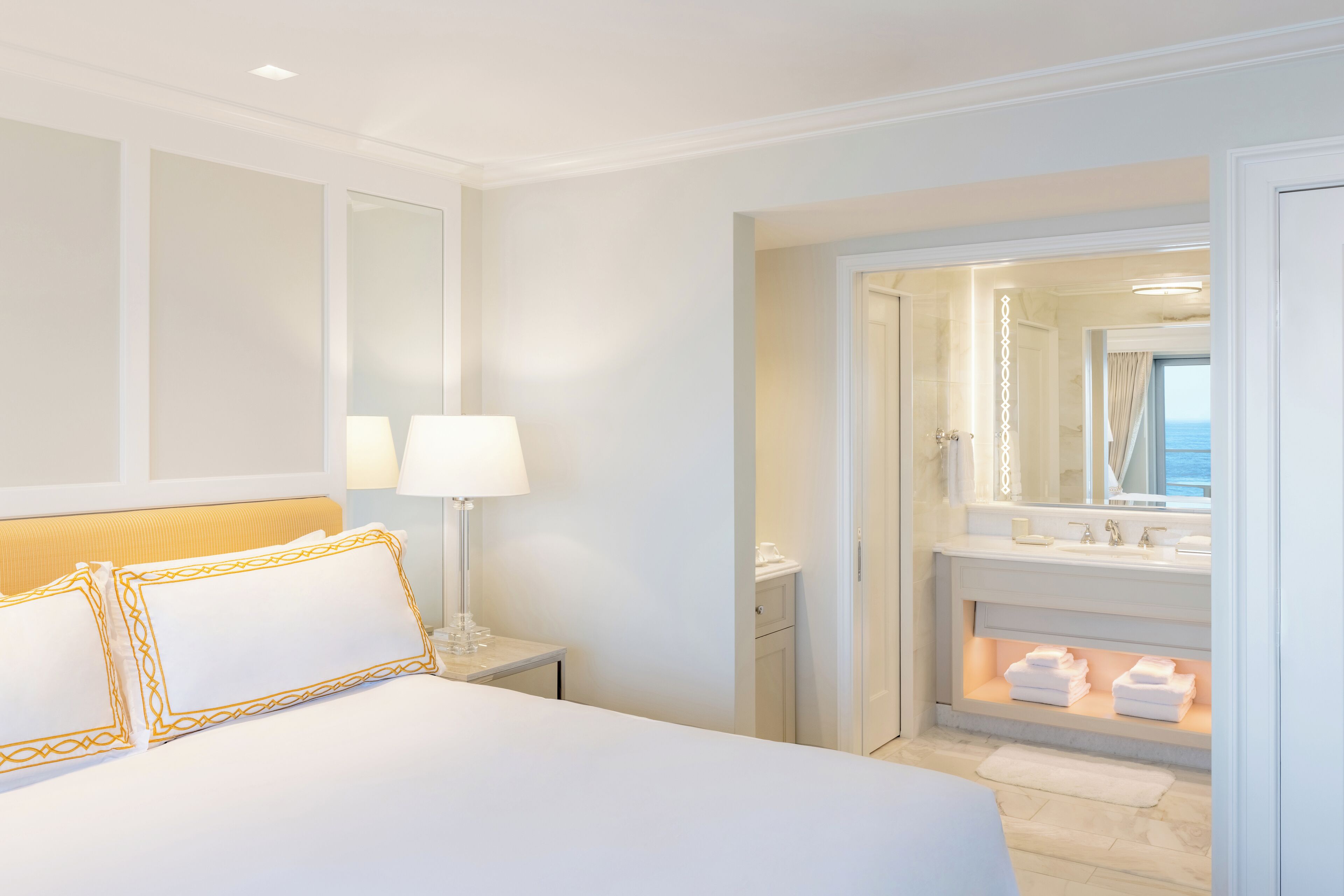 Premium bedding, down duvets, minibar, in-room safe