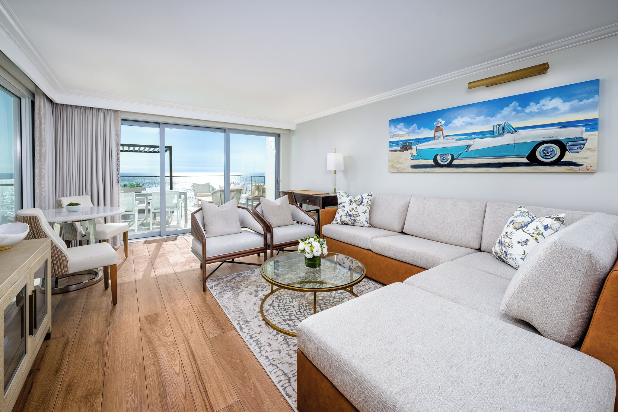 Premium bedding, down duvets, minibar, in-room safe