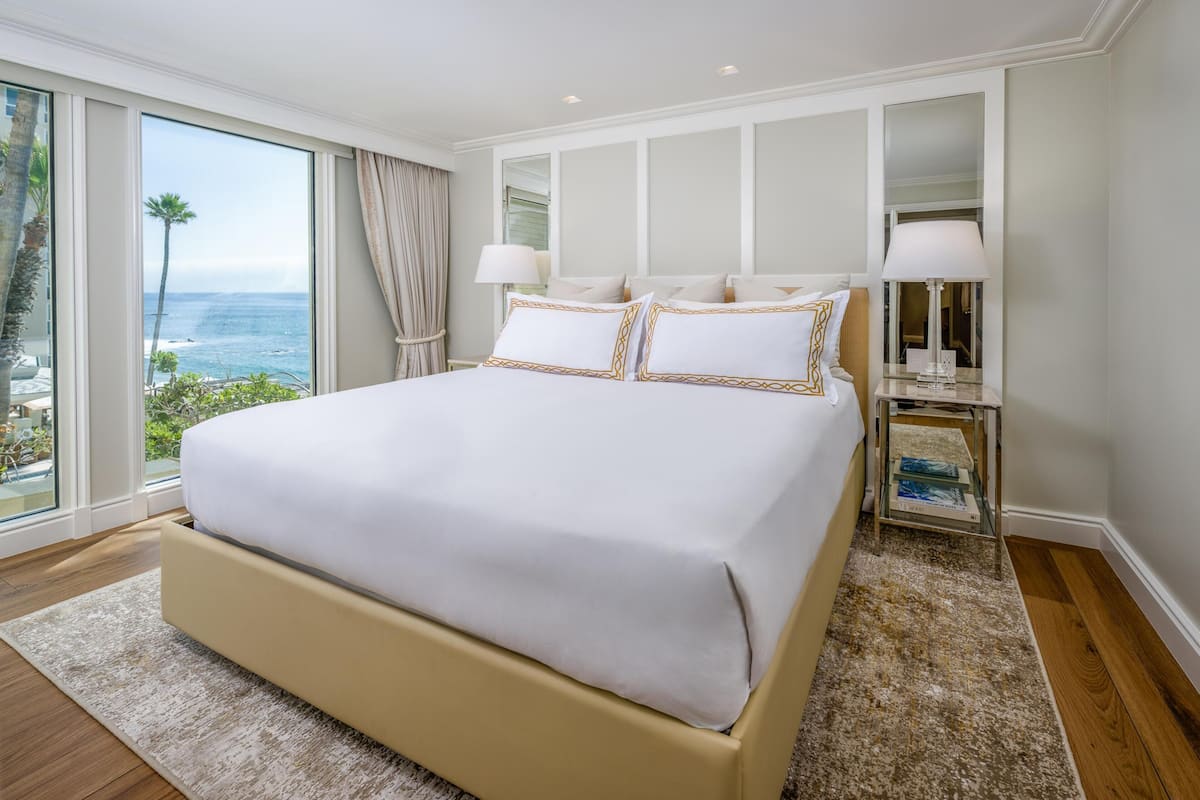 Suite, Oceanfront (California)