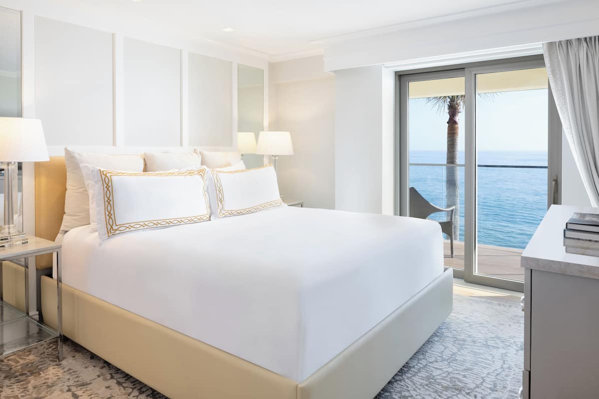 Suite, 1 King Bed, Ocean View | Premium bedding, down comforters, minibar, in-room safe