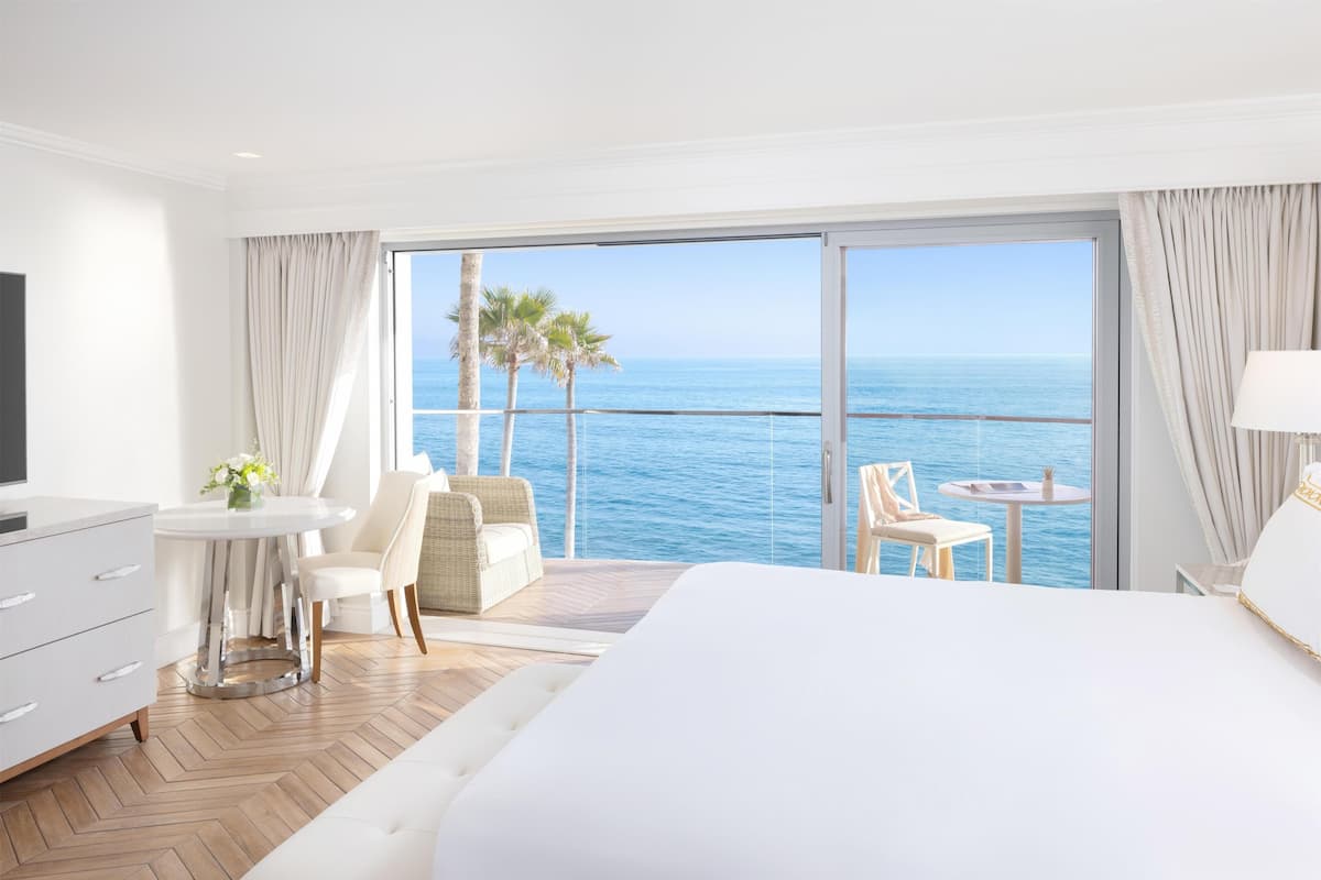 Room, 1 Queen Bed, Accessible, Ocean View | Premium bedding, down comforters, minibar, in-room safe