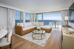 Suite - ved havet (California) | Premium-sengetøj, dundyner, minibar, pengeskab på værelset