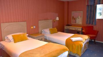 In-room safe, individually decorated, individually furnished, desk