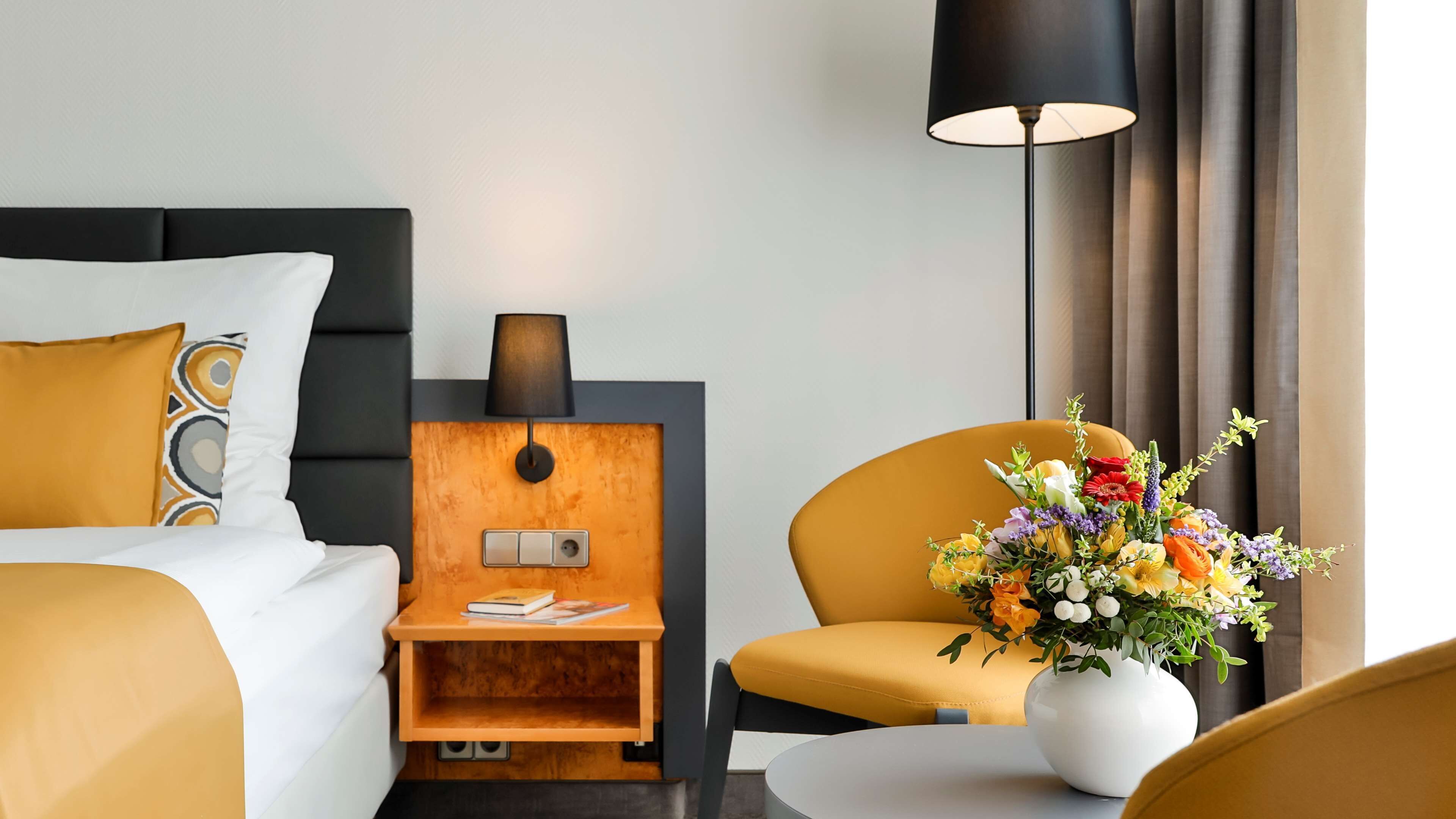 1 bedroom, in-room safe, desk, laptop workspace