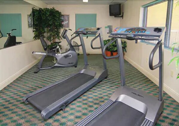 Fitness facility - Fairview Inn and Suites (Mobile)