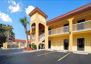 View from property - Fairview Inn and Suites (Mobile)