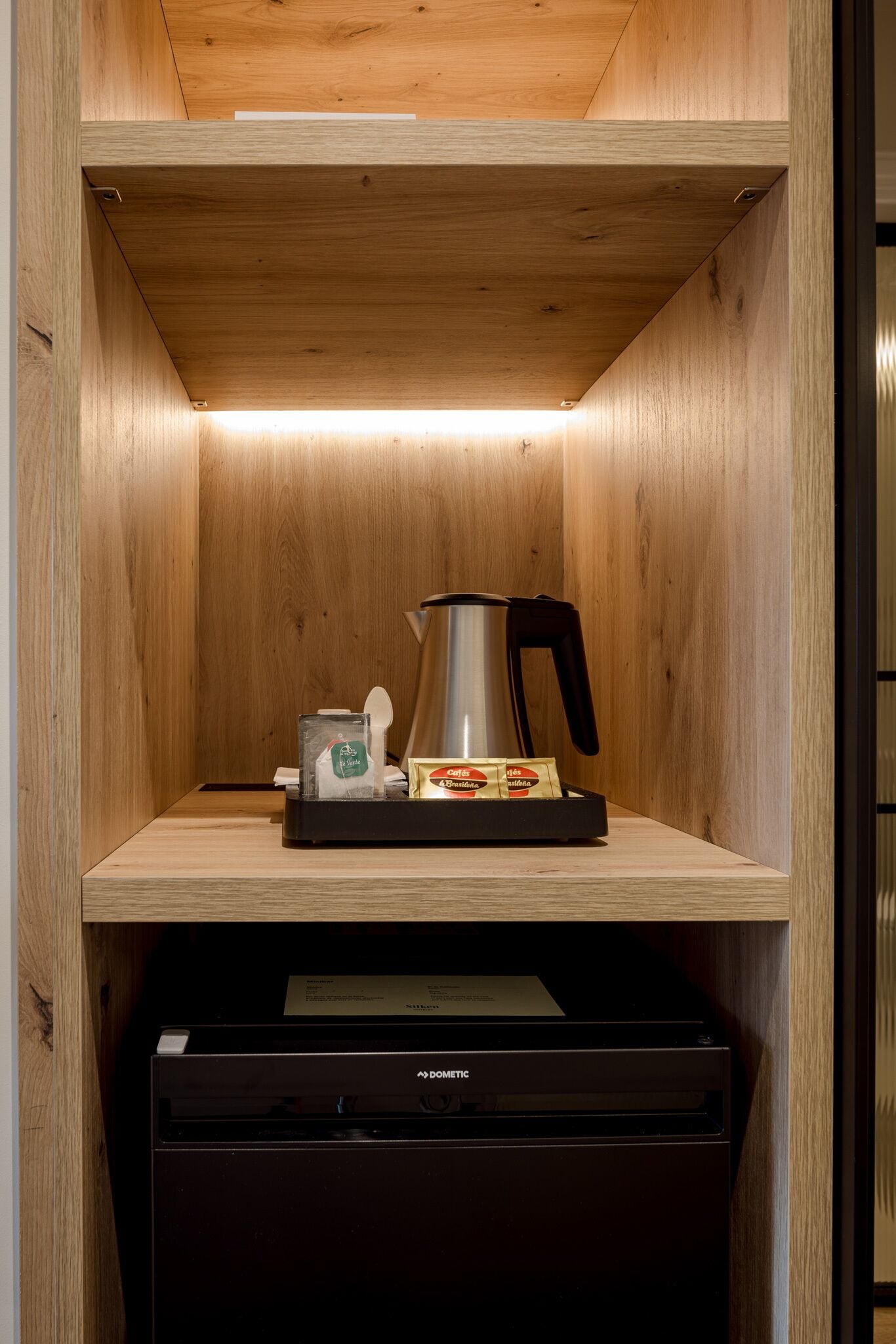 1 bedroom, down duvets, minibar, in-room safe