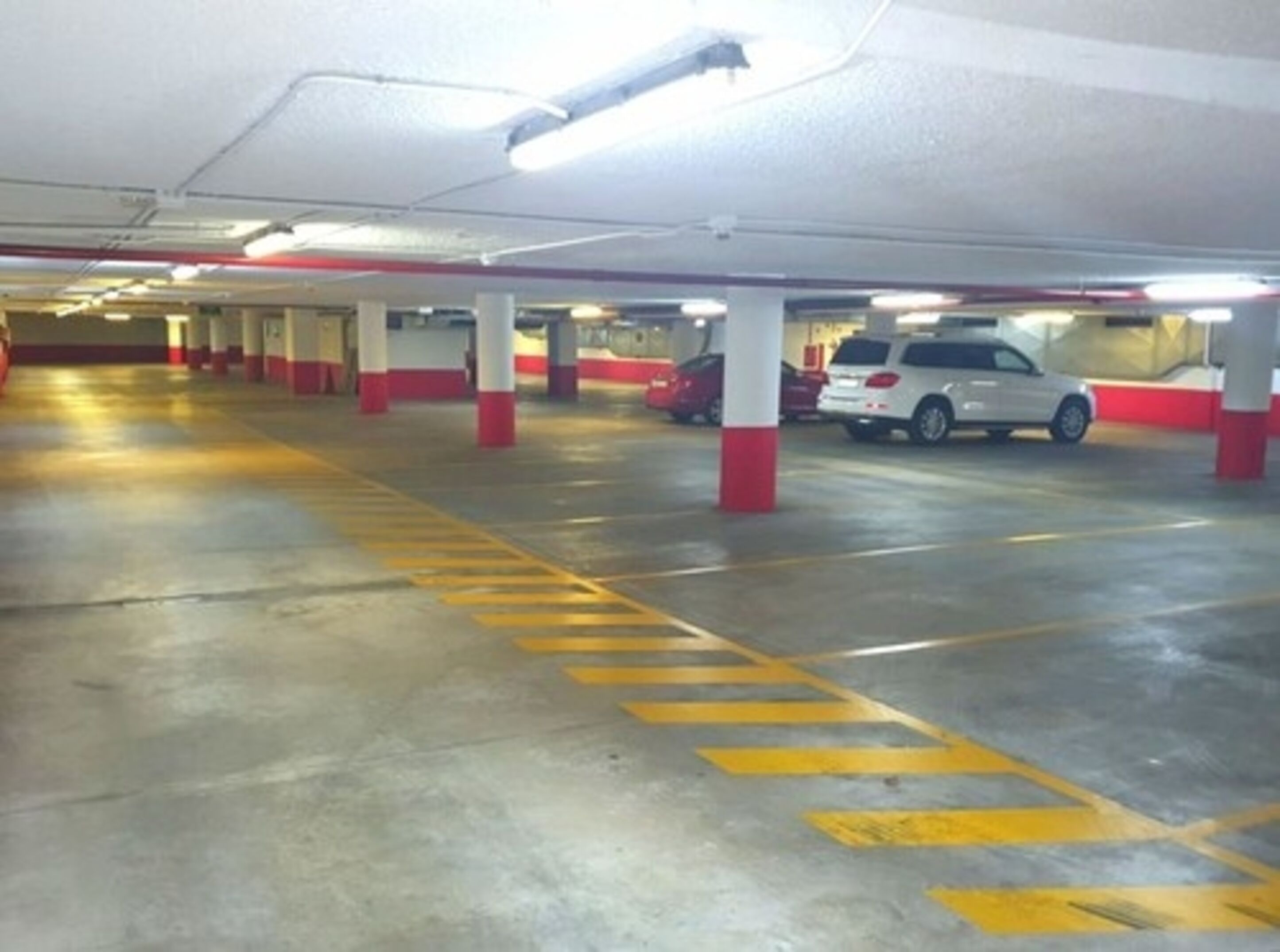 26-inch flat-screen tv with satellite channels, tv