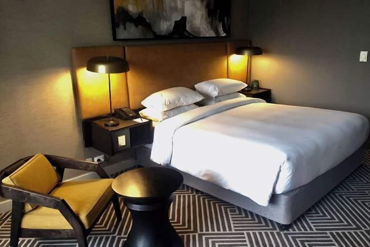 Minibar, in-room safe, desk, blackout drapes