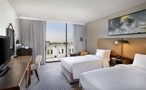 Minibar, in-room safe, desk, blackout curtains