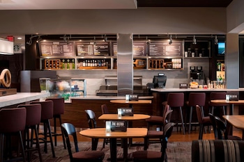 Restaurant on-premise at Sonesta Select Los Angeles Torrance South Bay