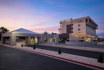 Four Points by Sheraton Englewood