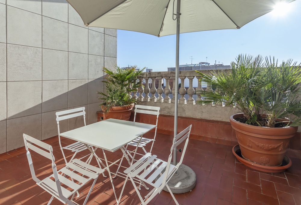 Hotel Astoria by null