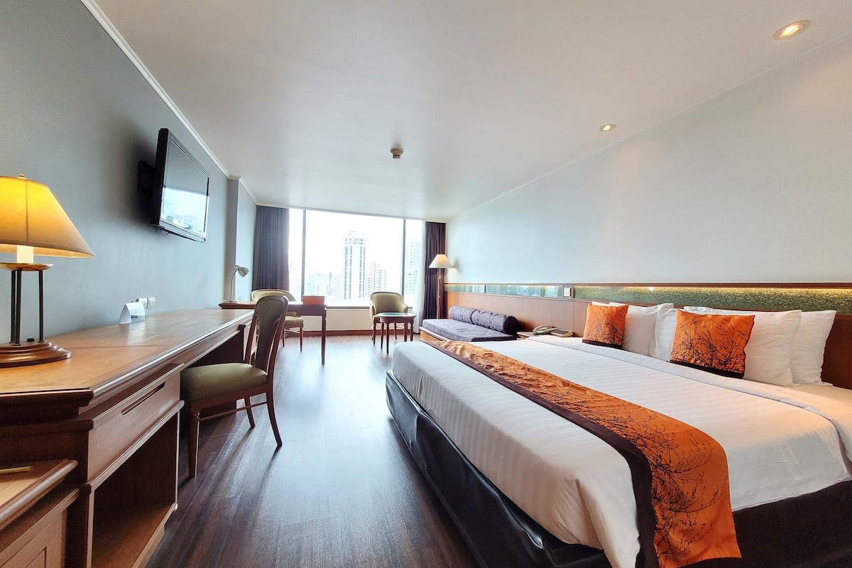 1 bedroom, minibar, in-room safe, desk