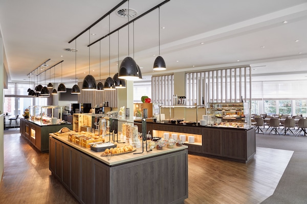 Desayuno continental gratuito y diario