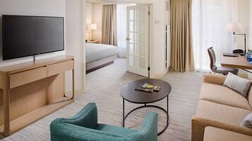 1 slaapkamer, luxe beddengoed, een minibar, een kluis op de kamer