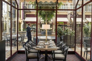 3 ristoranti; aperti a colazione, a pranzo, a cena e per il brunch