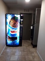 Alimentos y bebidas