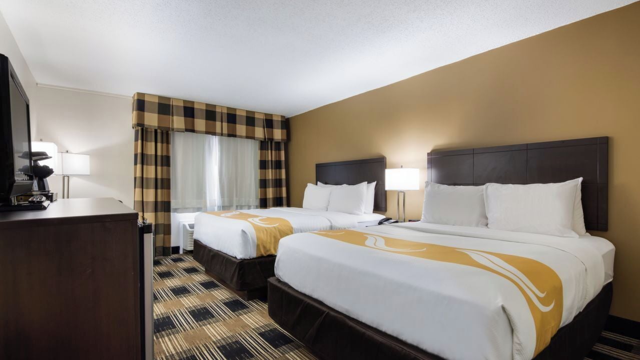 Standard 2 Queens Non Smoking | Premium bedding, individually decorated, individually furnished