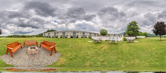 Quality Inn Oneonta Cooperstown Area