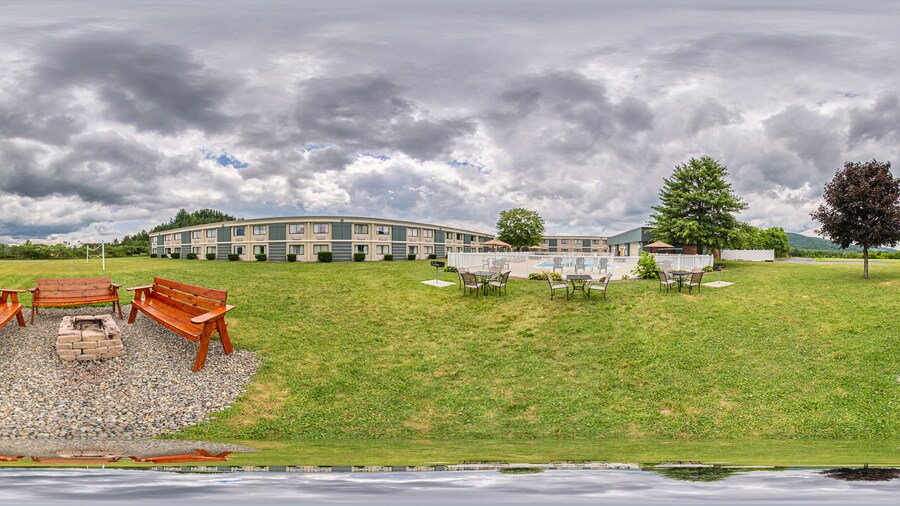 Quality Inn Oneonta Cooperstown Area