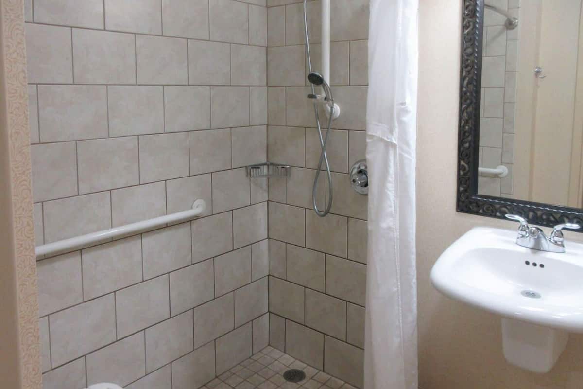 Bathroom | Hair dryer, towels