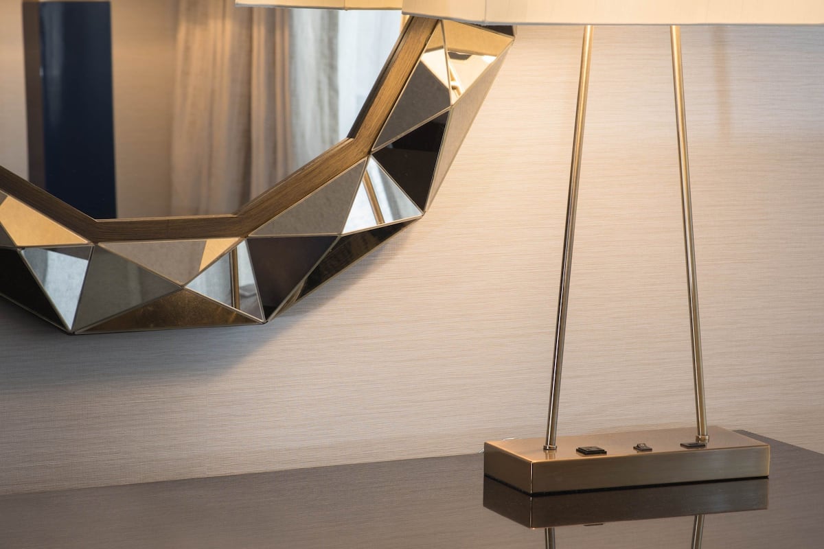 Hypo-allergenic bedding, in-room safe, desk, blackout curtains