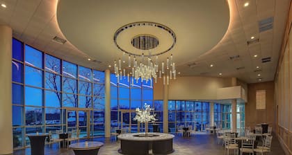 Sheraton Eatontown Hotel