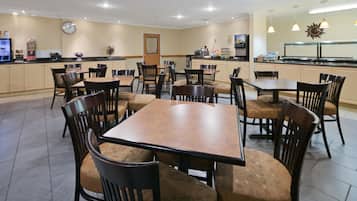Desayuno continental incluido todos los días