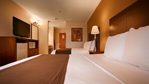 Premium bedding, pillowtop beds, desk, blackout drapes - Best Western Tumwater-Olympia Inn (Olympia)