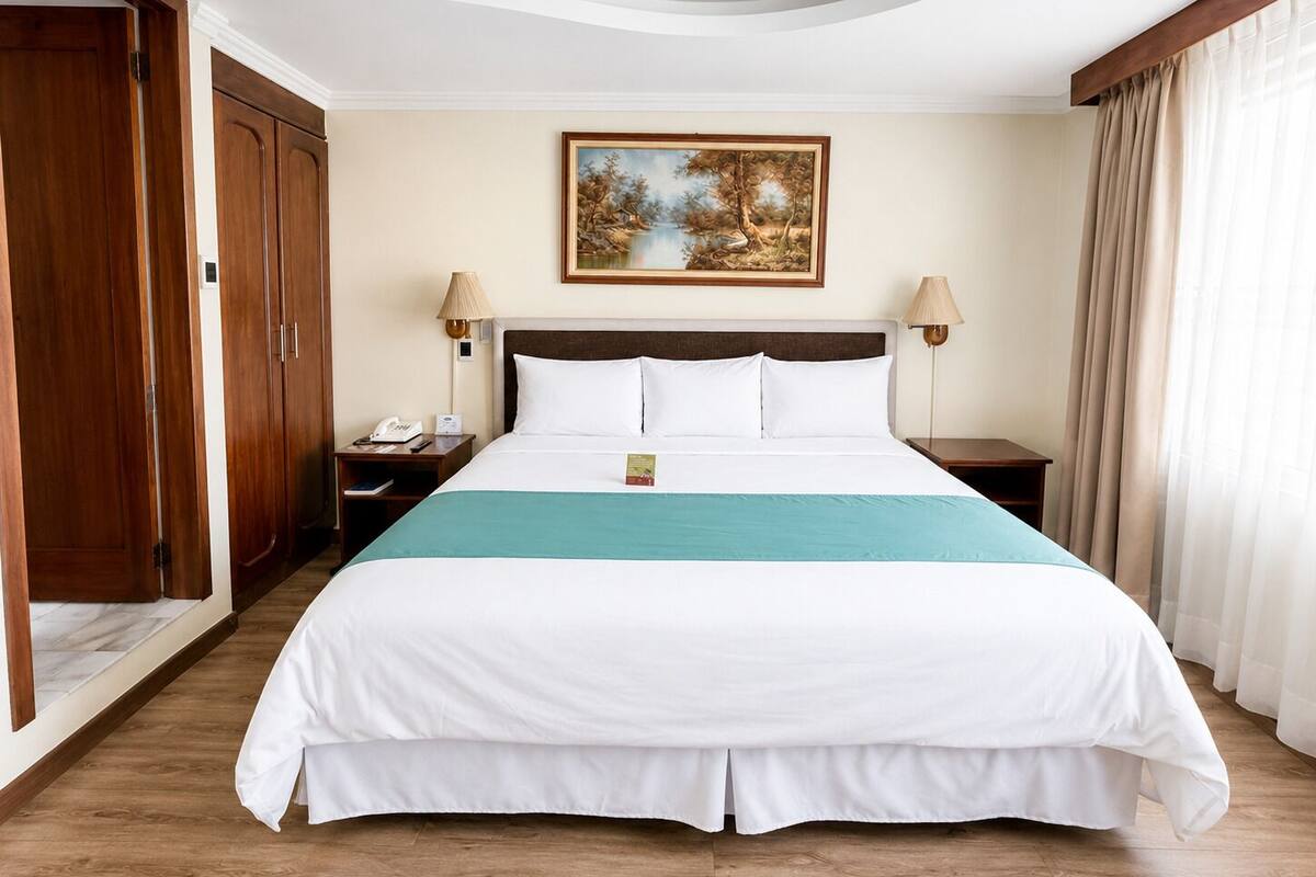 Premium bedding, down duvets, in-room safe, desk