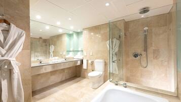 Superior Suite, 1 King Bed | Bathroom | Free toiletries, hair dryer, bathrobes, slippers