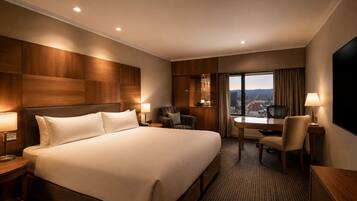 Ropa de cama de alta calidad, colchones con pillow-top y minibar