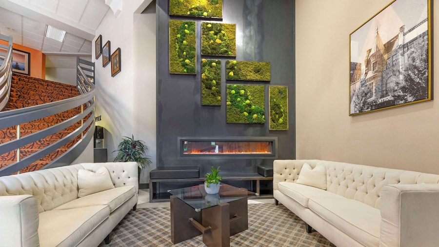 Best Western Plus Mill Creek Inn