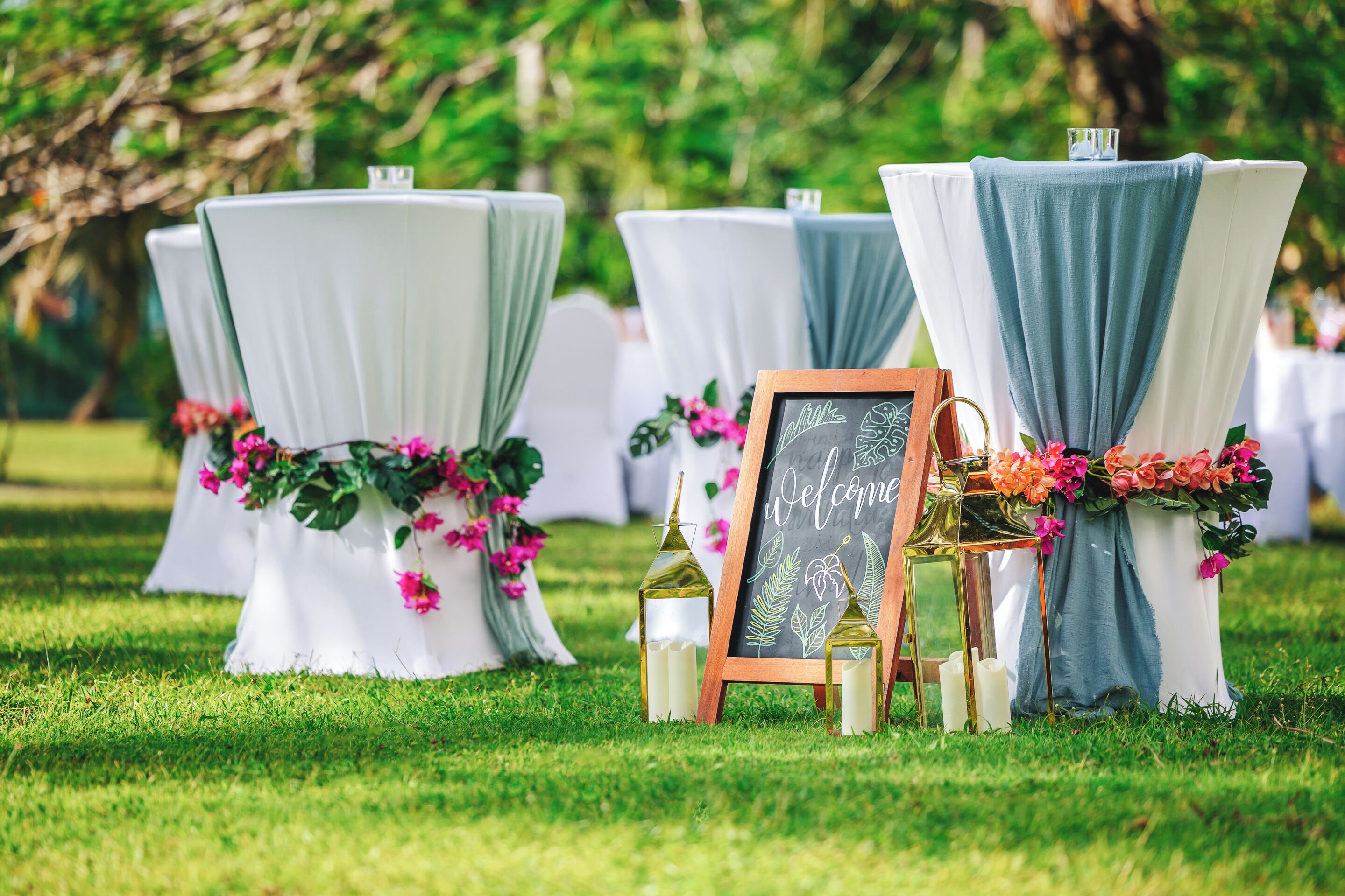 outdoor banquet area
