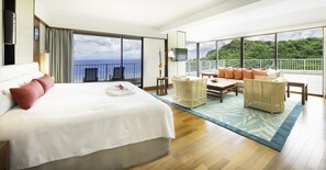 In-room safe, desk, free WiFi, bed sheets - Hotel Nikko Guam (Tamuning)