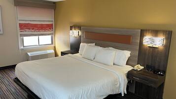 Desk, iron/ironing board, rollaway beds, free WiFi