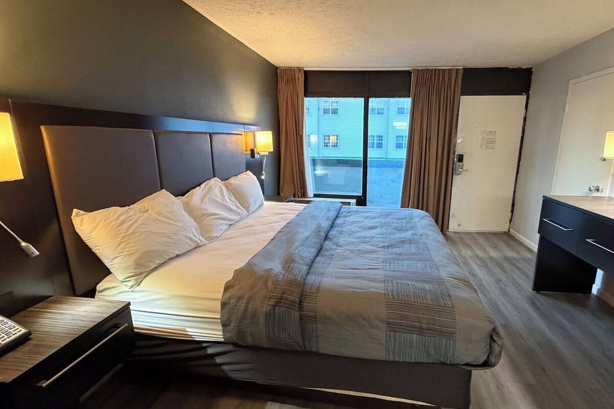 Premium bedding, Select Comfort beds, soundproofing, iron/ironing board