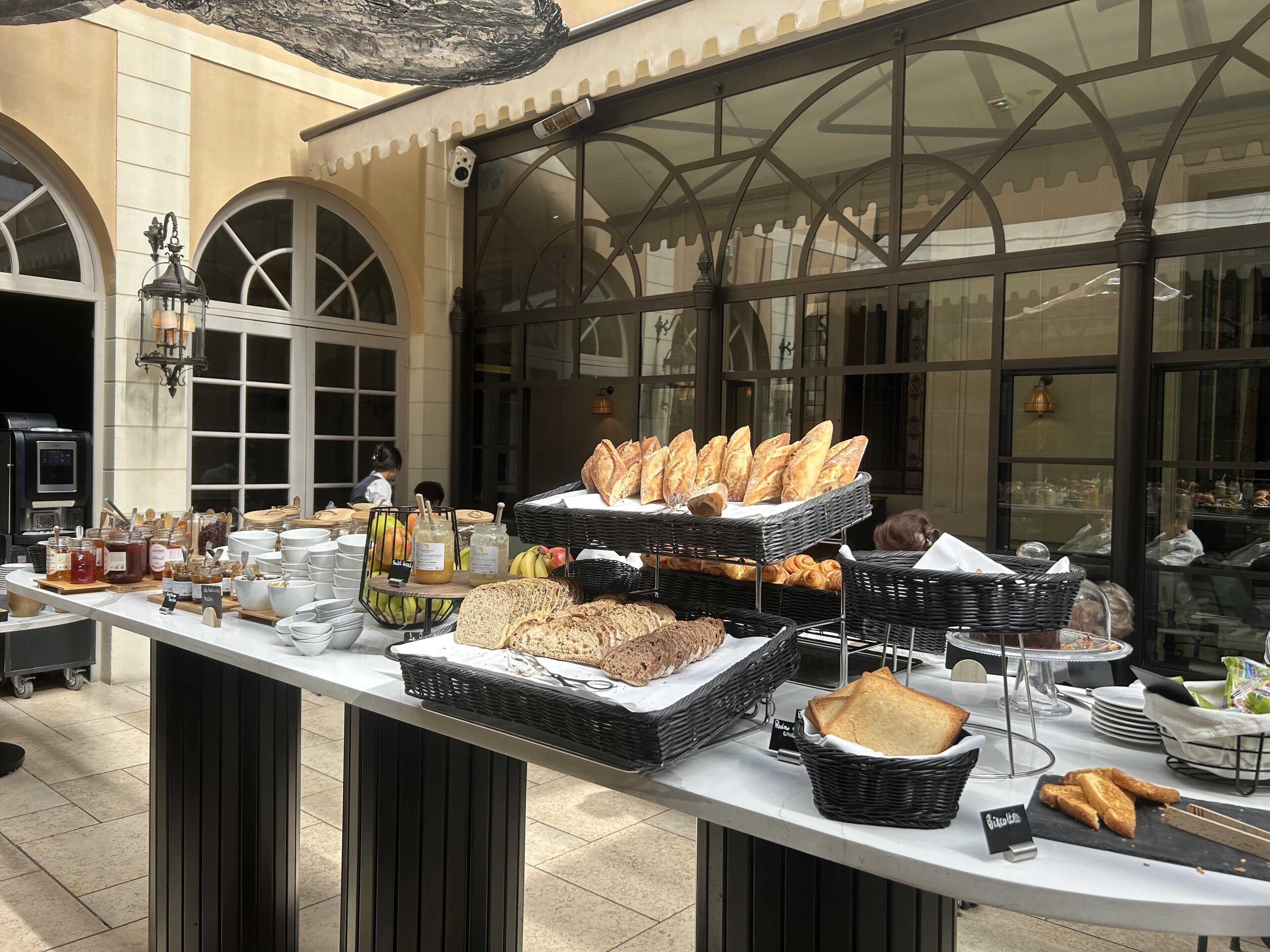 Daily buffet breakfast for a fee