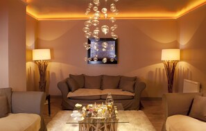 Couples treatment room(s), body treatments, body wraps, body scrubs