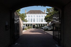 Self parking (EUR 45 per night)