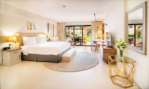 1 bedroom, Egyptian cotton sheets, premium bedding, in-room safe