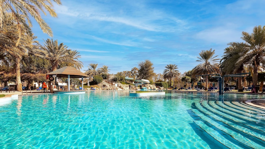 Radisson Blu Hotel & Resort, Al Ain