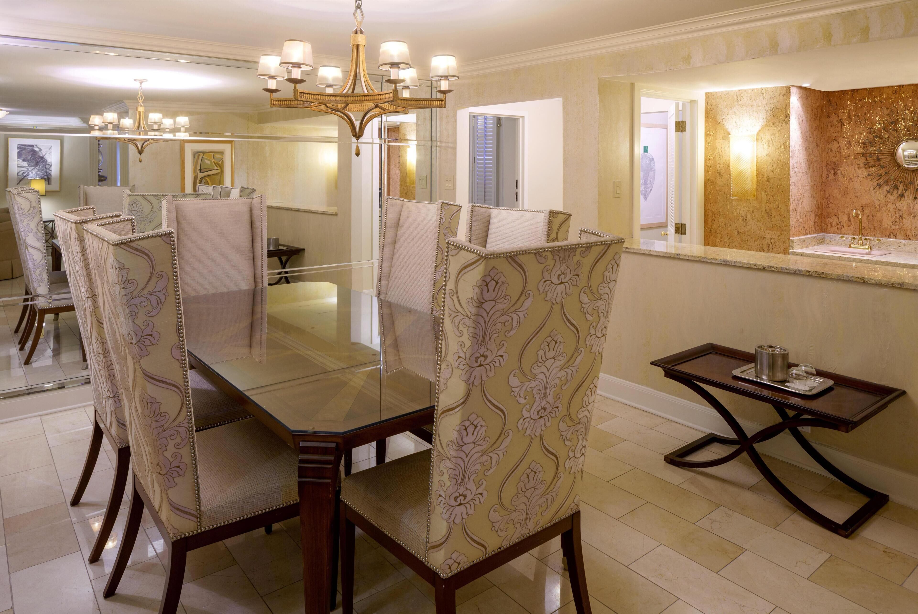 Hypoallergeen beddengoed, pillowtop-bedden, een kluis op de kamer