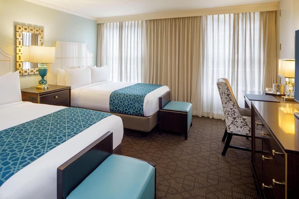 Hypo-allergenic bedding, pillowtop beds, in-room safe