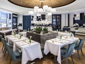 Breakfast, lunch and dinner served - Hôtel Edouard 7 Paris Opéra (Paris)