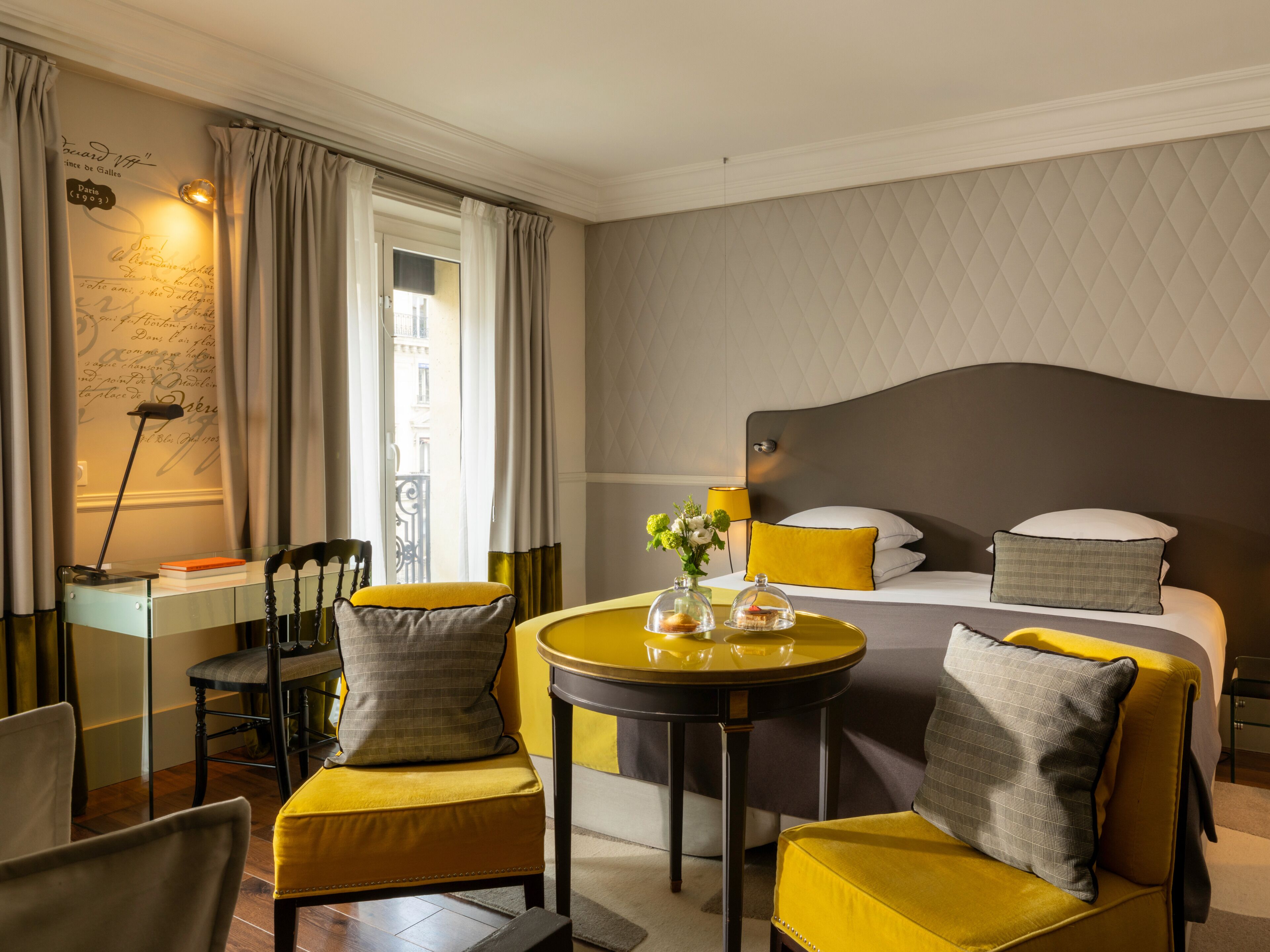 Deluxe Room Opera View | Premium bedding, minibar, in-room safe, desk