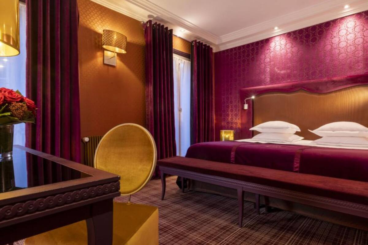 Suite | Premium bedding, minibar, in-room safe, desk