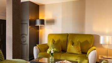 Ropa de cama de alta calidad y minibar