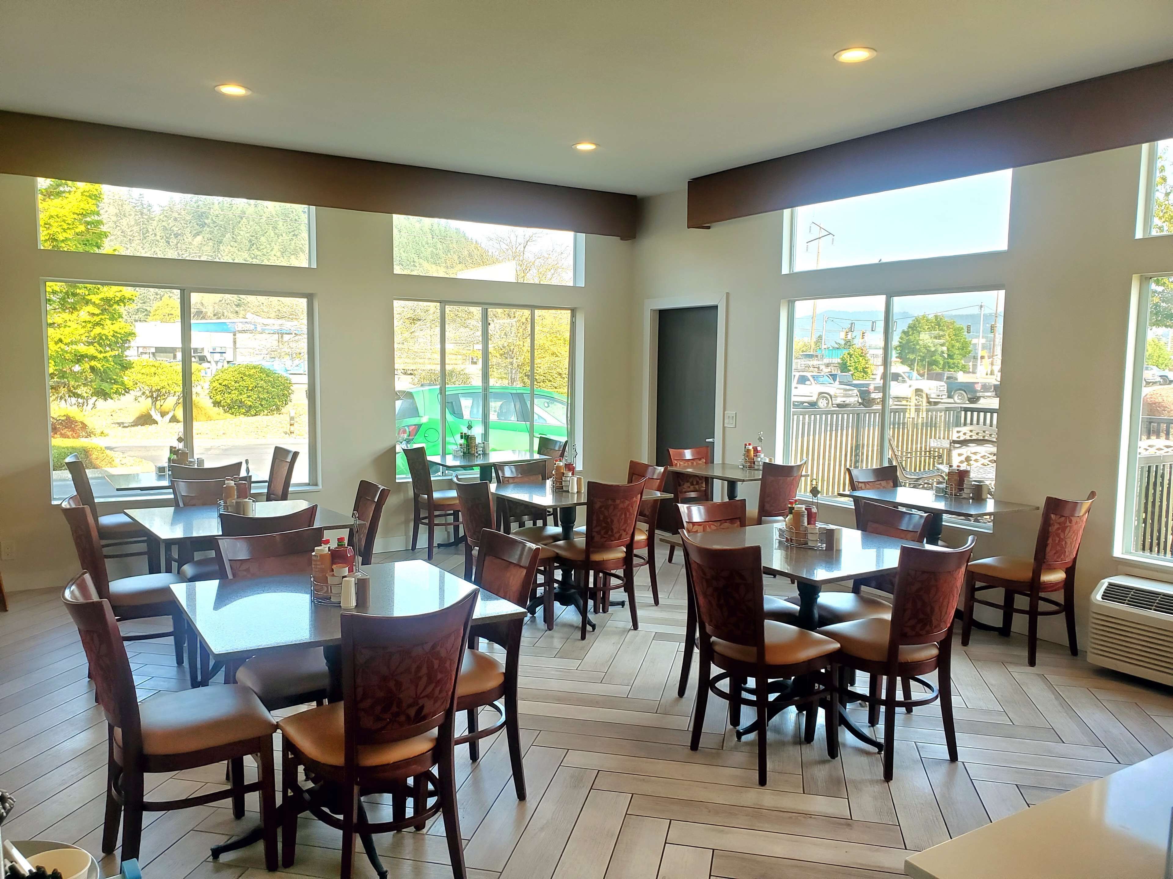 free daily on-the-go breakfast